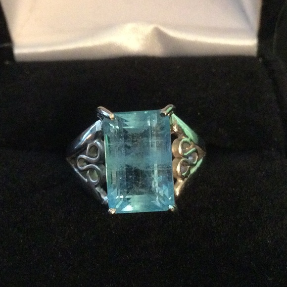 Rare Genuine Aquamarine Ring - Picture 6 of 14